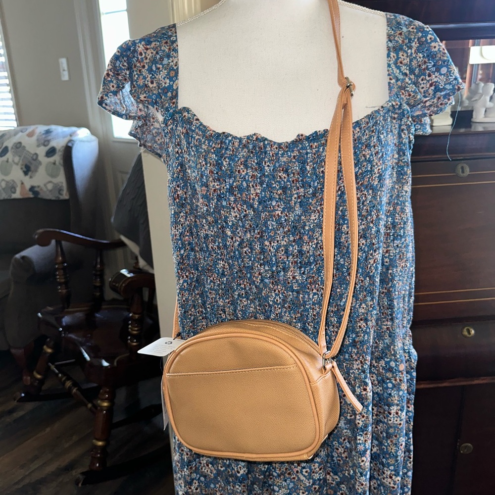 Nautica NWT Sand Brown and Cream Crossbody Bag - Picture 10 of 13